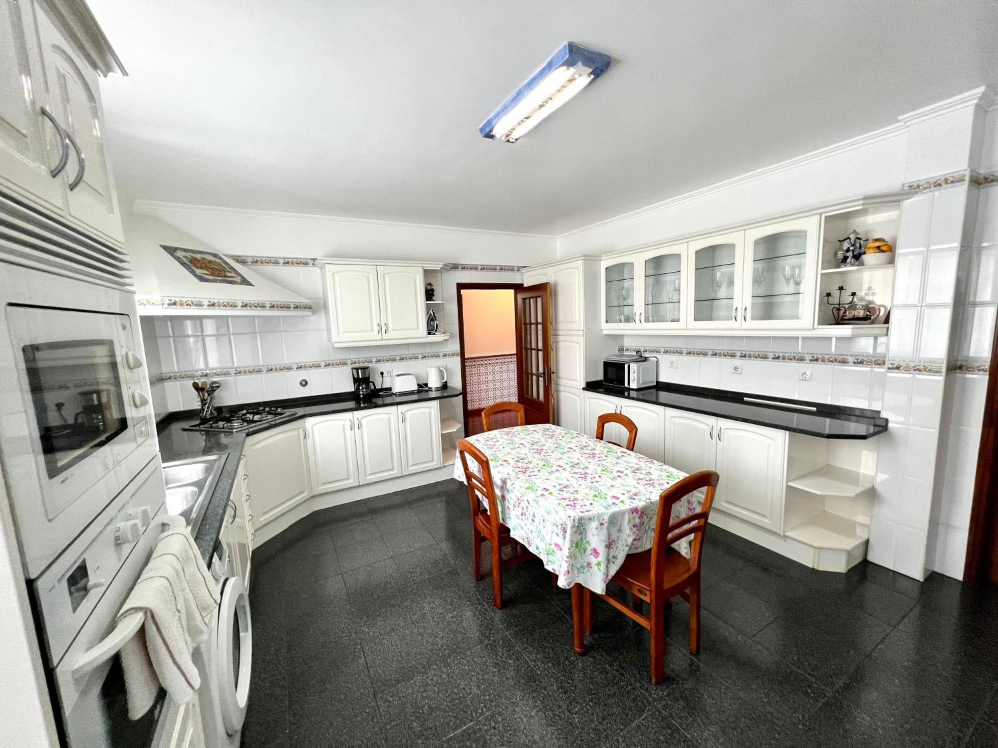 Classic Tranquil Madeiran 4-Bedroom Villa Funchal Exterior photo